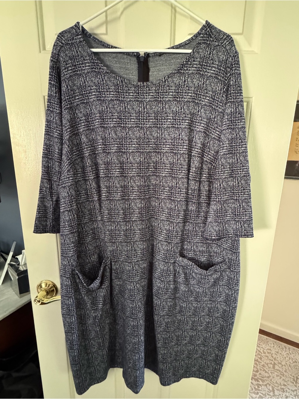 Relaxed Navy and White Plaid Midi Dress with Pockets - Women